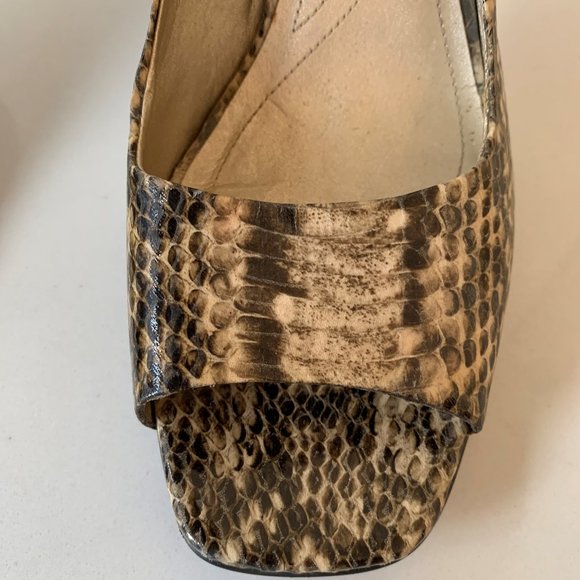 Tahari Riddle snake print heels - Picture 4 of 11